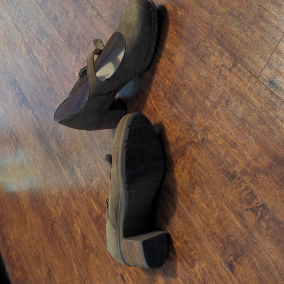 Women's shoes - Picture 4 of 4